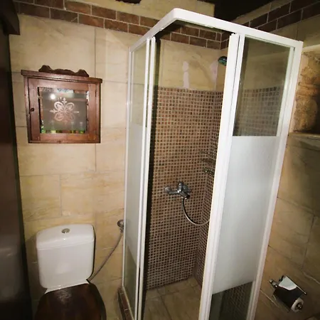 بيت للعطل Corfu Ariandi Stone House *