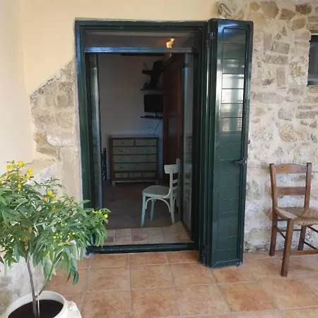 Corfu Ariandi Stone House Ferienhaus