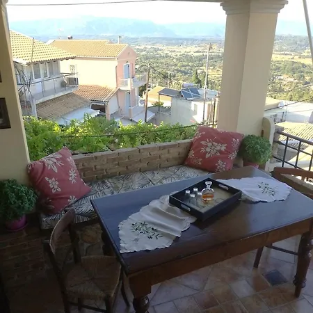 Feriehus Corfu Ariandi Stone House *